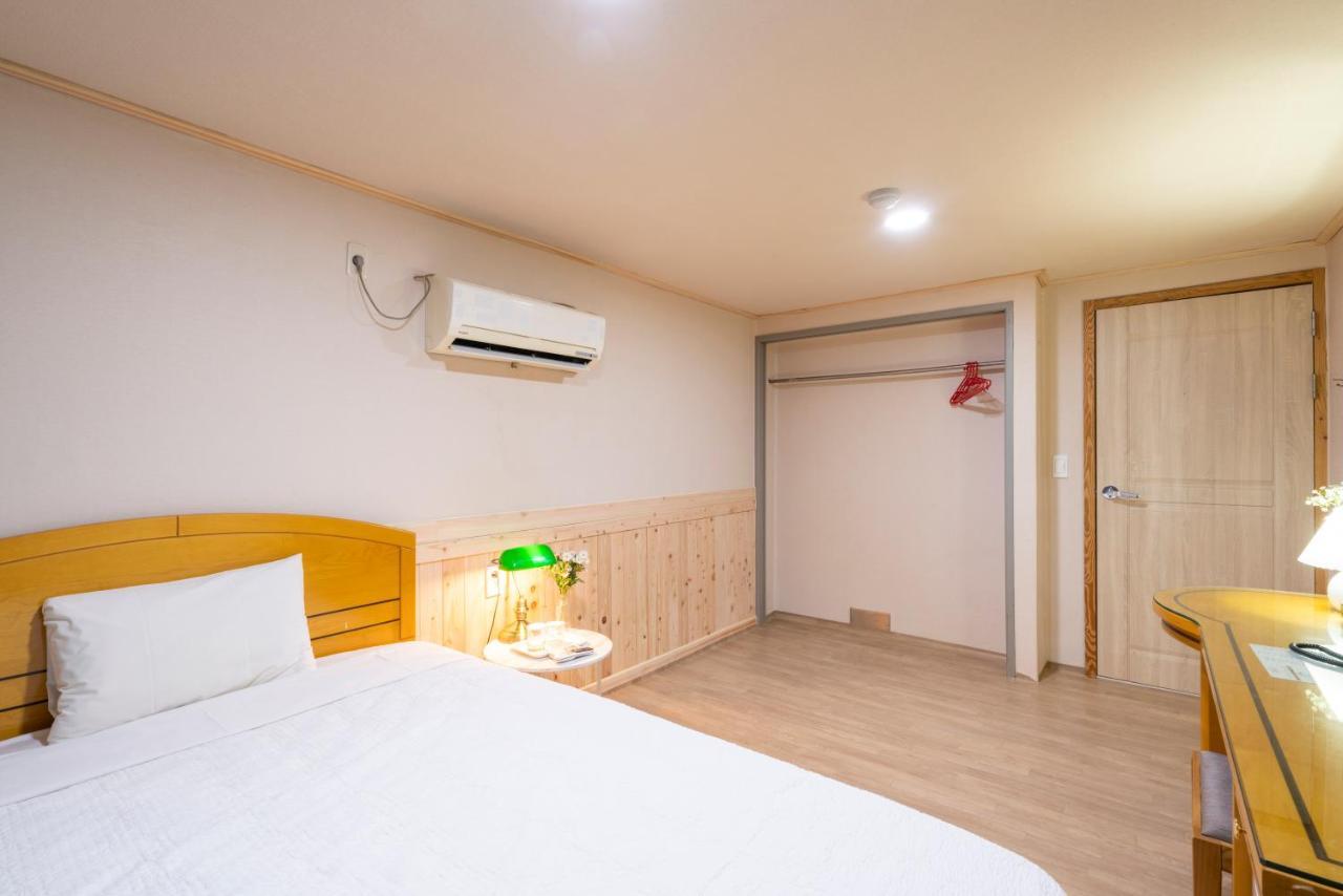 New Jeju Hotel Zewnętrze zdjęcie